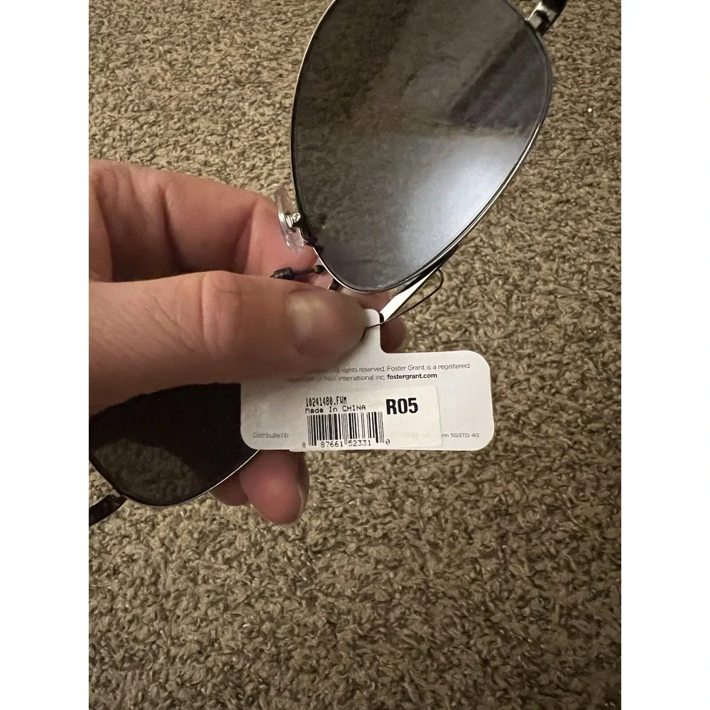 Foster Grant Mens Metal Black Aviator Sunglass 8‎ NEW!!